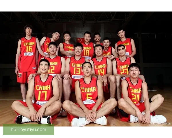 二李联手爆发 45分13记三分引领胜利 二李联手爆发 45分13记三分引领胜利